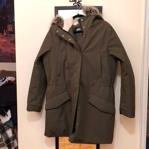 Roots Large Portage Parka new with tags
